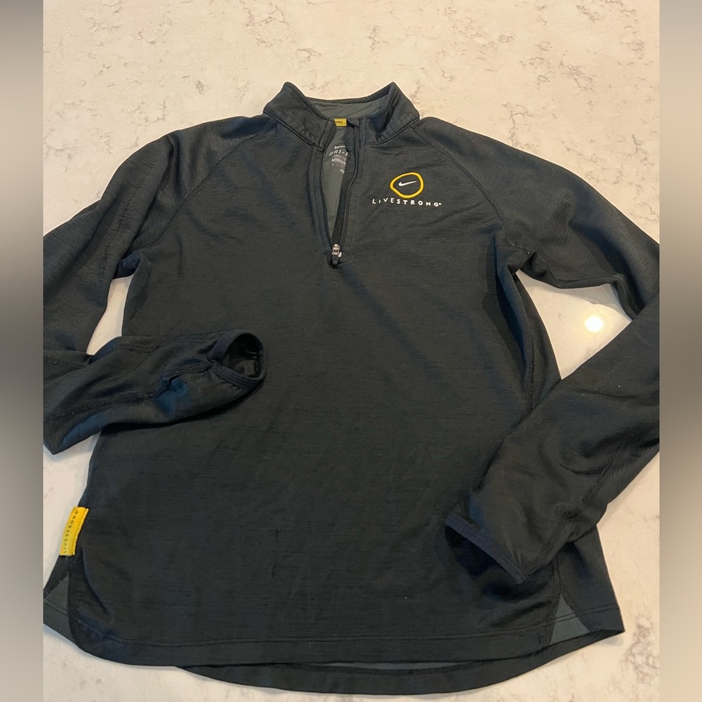Nike Quarter Zip pull over